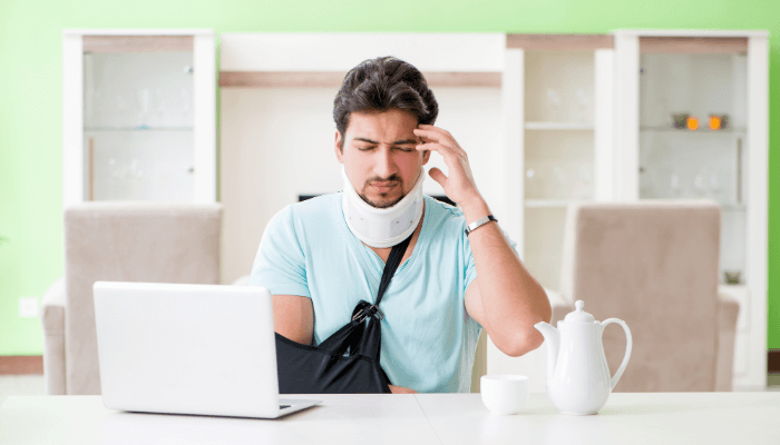 「失敗しない」交通事故弁護士の選び方のポイントや選ぶうえでの費用の目安