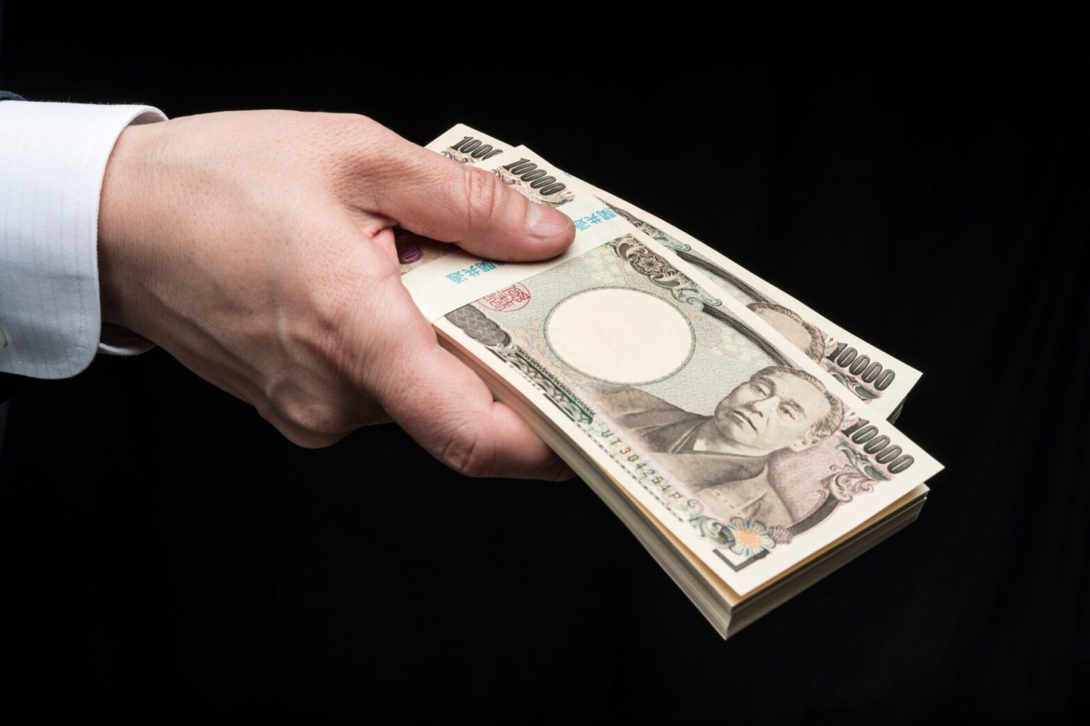 強制わいせつの示談金の相場は?事例や交渉を穏便に進める方法を紹介