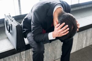 痴漢行為で解雇される?懲戒解雇について知るべき情報と防ぐための手段