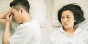 妻に愛情がない夫は離婚を考えている?夫の行動から見える心理と妻ができること