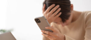 誹謗中傷の慰謝料はいくら?慰謝料相場や請求の流れを解説