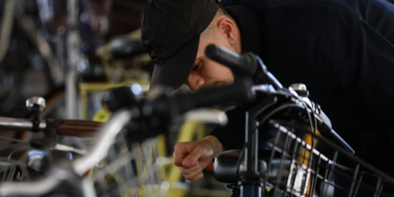 遺失物横領とは?構成要件や問われる罪、占有離脱物横領との違いを解説