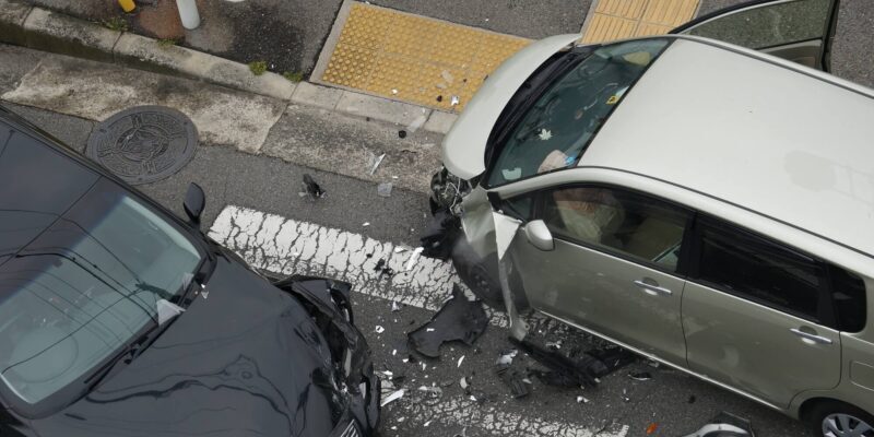 物損事故とは?事故対応の流れ・人身事故との違い・切り替え方法を解説