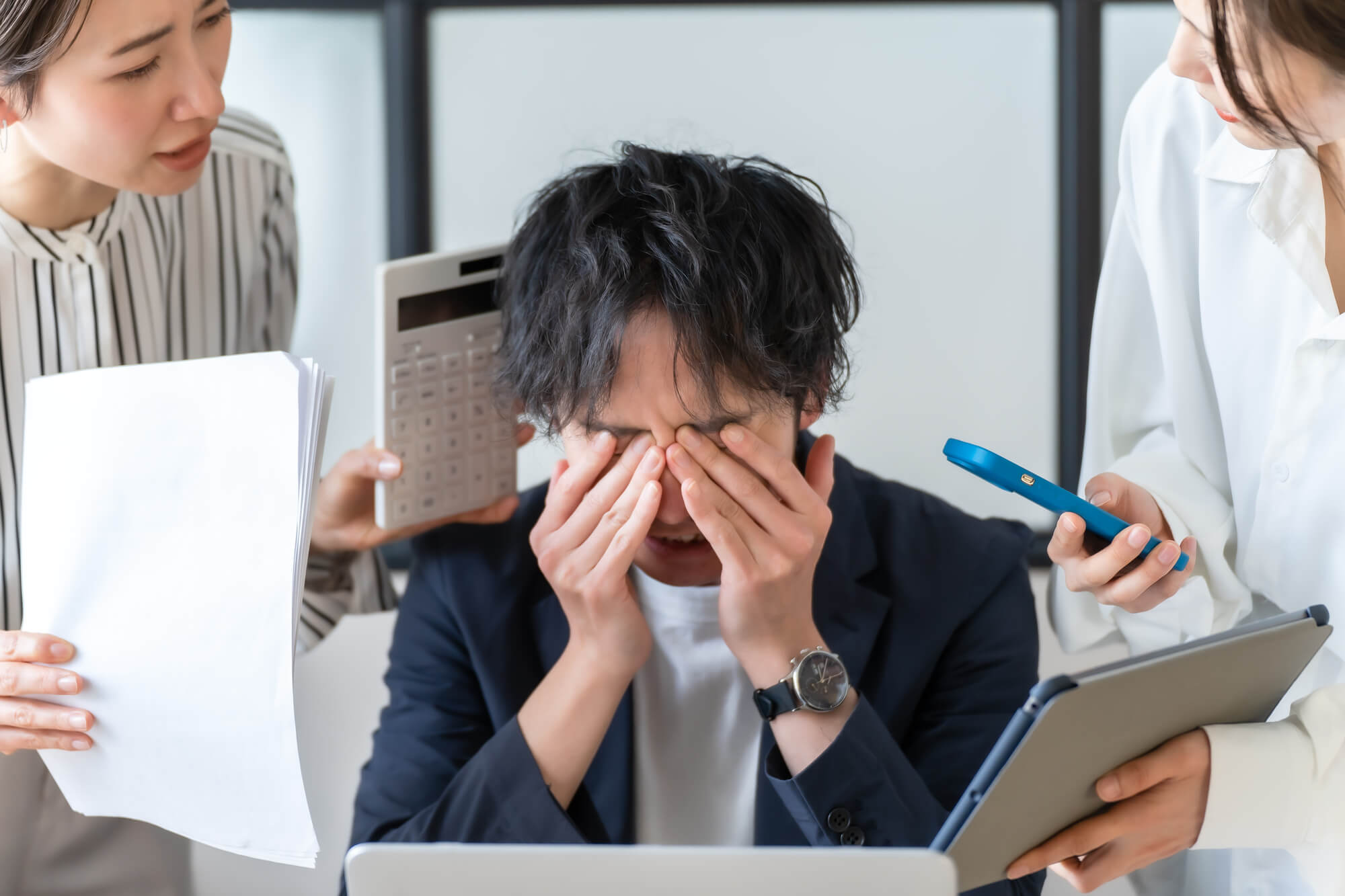 ハラスメント被害に苦しむあなたへ｜相談窓口の種類と利用方法、弁護士のサポート