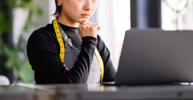 グーグルへの口コミが名誉毀損になる場合とは？削除方法や訴える方法を解説