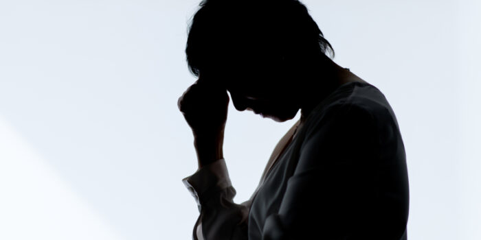 前科と前歴の違いは? 被疑者・被告人への影響や刑事手続きの流れなどを解説