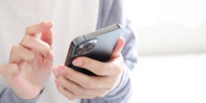 弁護士から突然電話がきたらどうしたらいい?不利にならないための対処法を解説