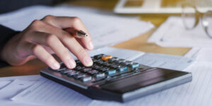 遺留分侵害額の計算方法｜計算例や請求手続きも解説