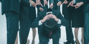 パワハラ防止法で企業名が公表される危険も!パワハラの定義と対処法をチェック