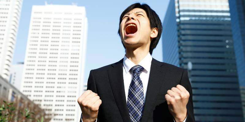 誰でも審査が通るファクタリングはある?通過率の相場と通過率が高い業者の注意点