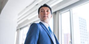 交通事故の示談交渉は弁護士に依頼しよう|示談交渉を依頼するべき状況と弁護士の選び方