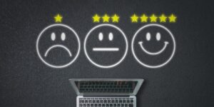 弁護士に無料相談をする際の口コミの落とし穴とは?賢い参照方法を解説