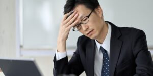 【労働者向け】退職勧奨とは?退職を促されたときの流れと判断するときのポイント