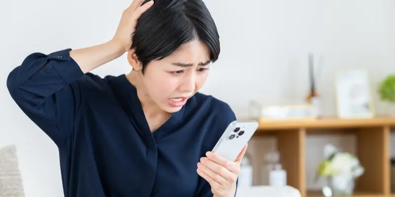 アカウント乗っ取りにあったらどうする?|各SNSの対処法と犯人への法的手段