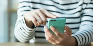 インスタで著作権侵害をされた!削除依頼の出し方や弁護士に相談するメリットなど