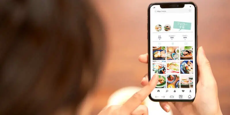 食べログとの訴訟で口コミは消せるのか|裁判例や弁護士費用の目安