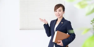 債務整理と任意整理の違いとは？メリット・デメリットやおすすめの相談先を紹介