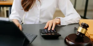 過払い金の有無をチェックするための3つのポイント | 自分で調べる注意点も解説