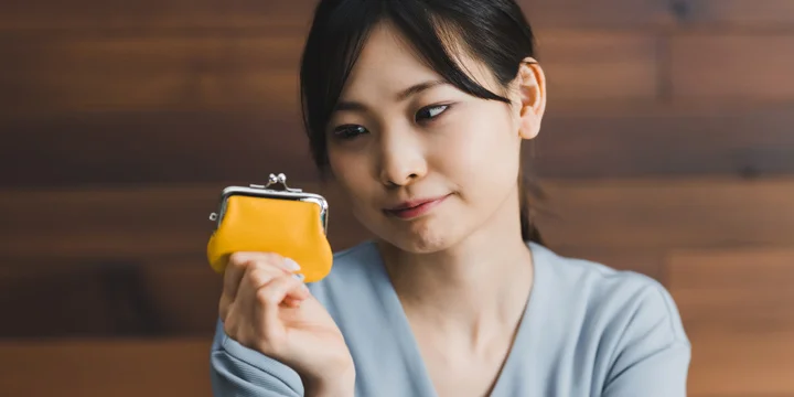 レイクの返済を滞納したら?延滞時のリスクと具体的な対処法を解説