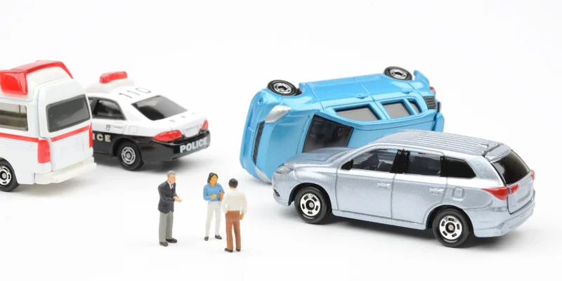 交通死亡事故の賠償金相場はどのくらい?増減要因や約1億円となった事例も解説