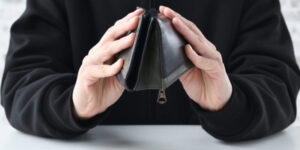 お金を取られた証拠がない場合、逮捕や有罪判決の可能性はあるか・警察は動くか解説