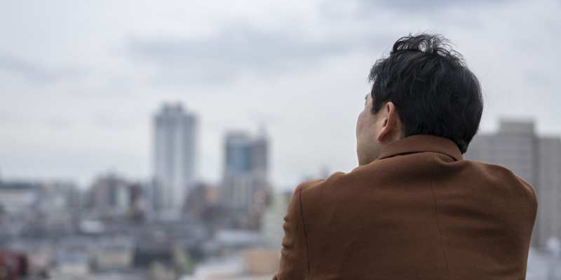 仮釈放とは?条件や決定するまでの流れ、仮釈放後の生活などをわかりやすく解説